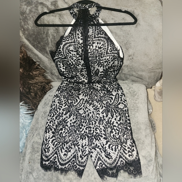 SZ: SMALL Little Black Lace Halter Neckline Jumper w/ Mesh Cutouts ~ EUC - Picture 2 of 6